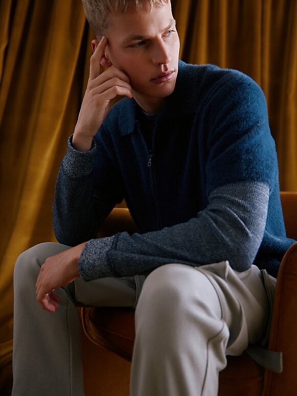 🆕 Urban Outfitters Standard Cloth fuzzy Polo Sweater Cardigan Shirt Navy Small